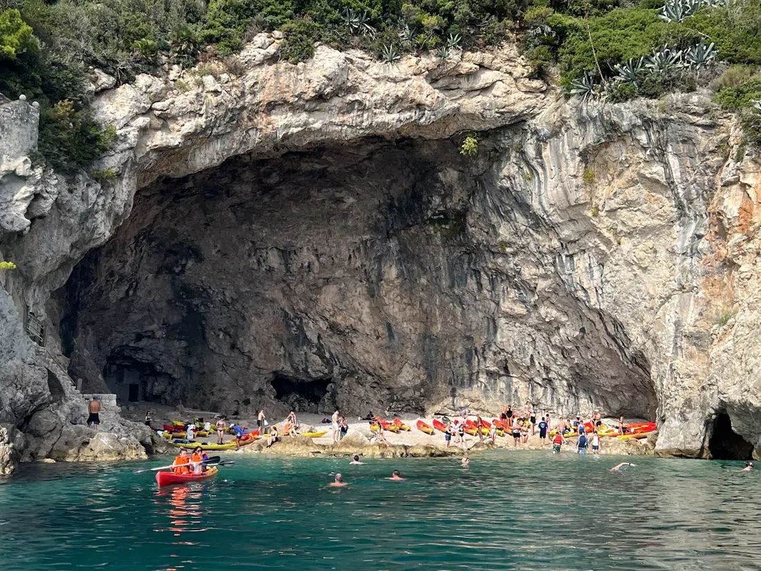 Betina Cave (Betina špilja), Dubrovnik