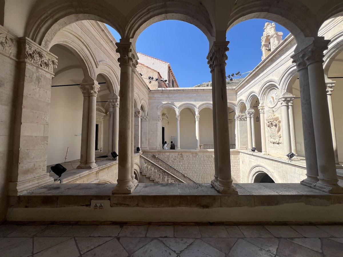 Dulčić Masle Pulitika Gallery — photo 6