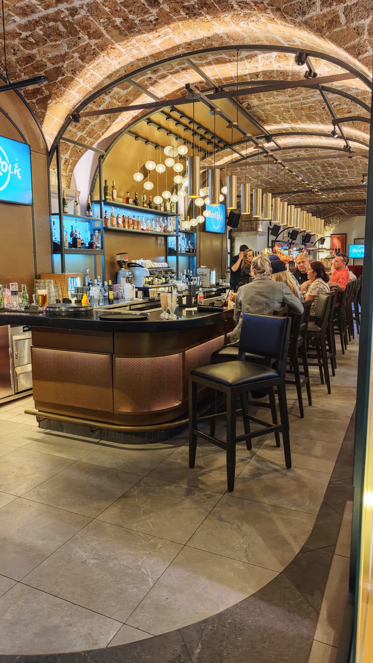 Hard Rock Cafe — photo 3